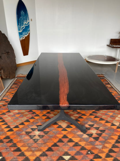 LAVA Dining Table