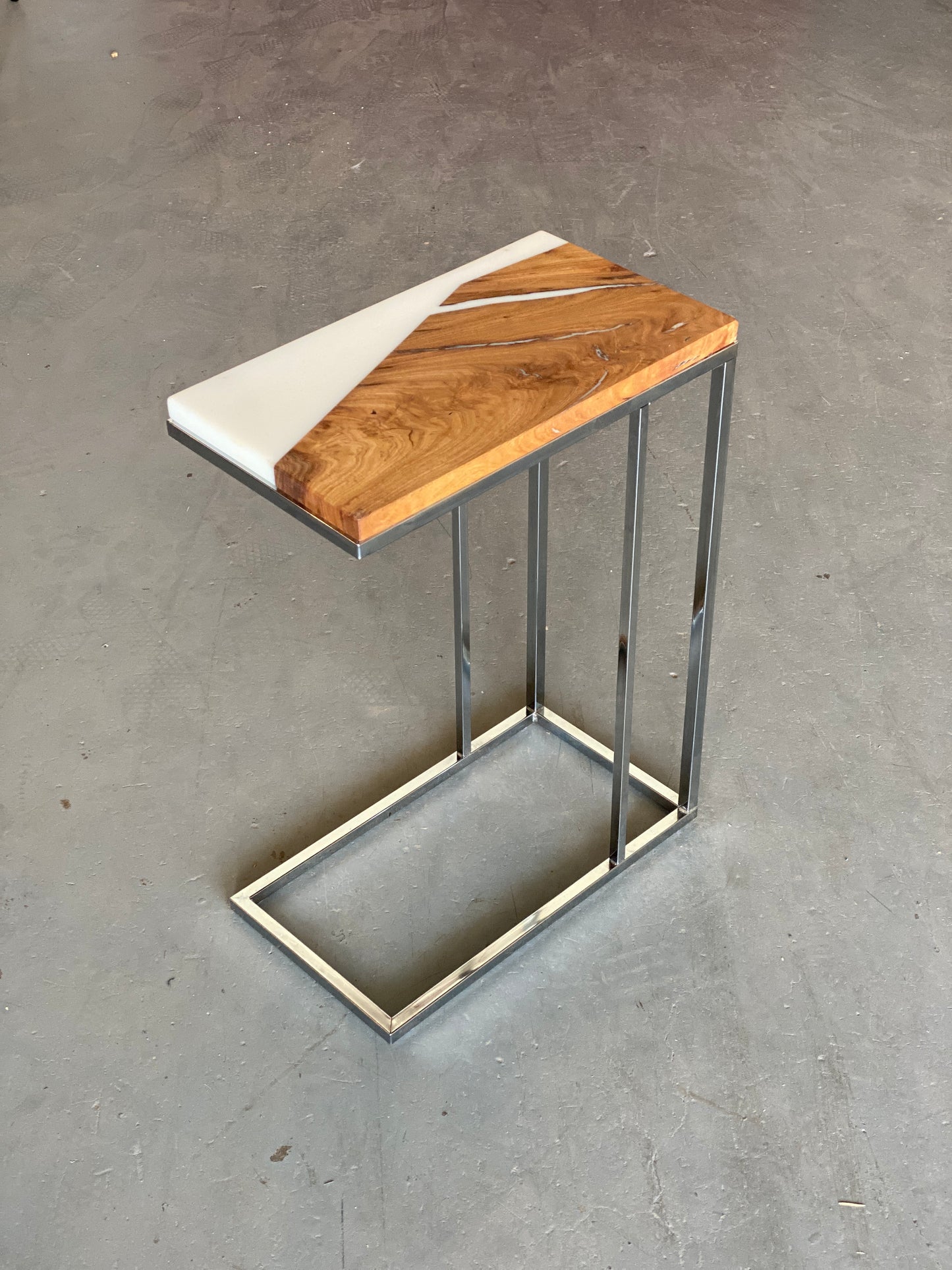 Resin C Table